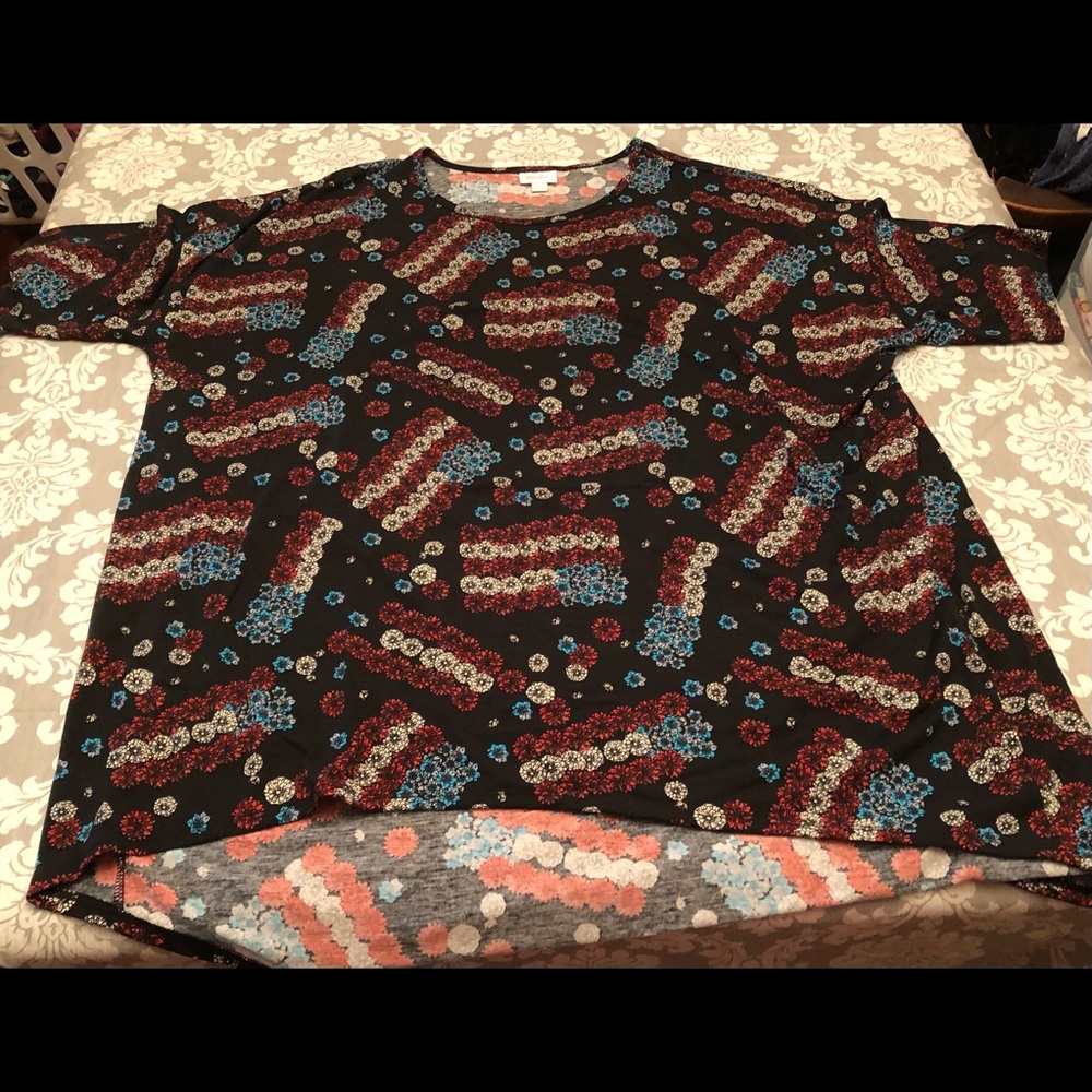 Lularoe patriotic floral American flag Irma size 3x